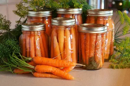 carrots in jars.