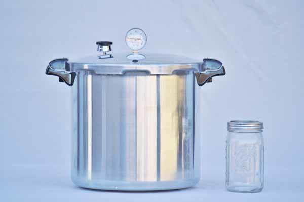 Presto 23 quart pressure canner.