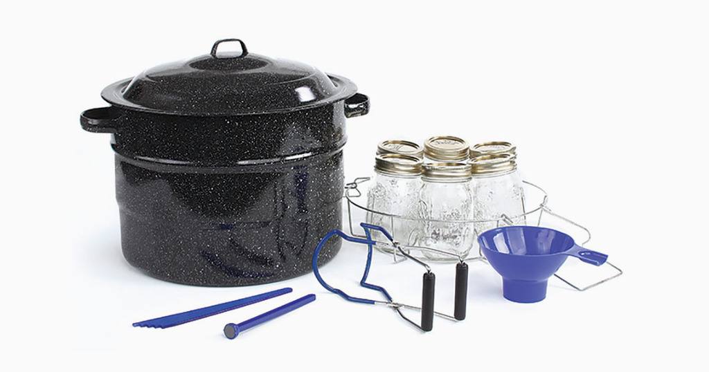 When to Use a Pressure Cooker vs Water Bath Canning