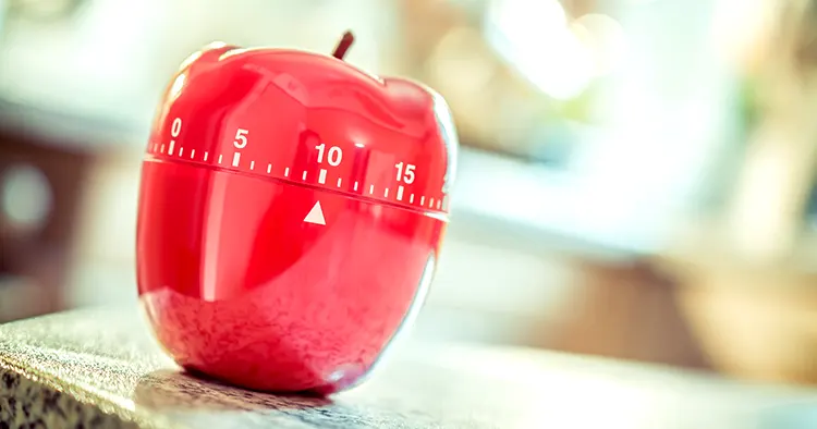 10 Minutes - Red Kitchen Egg Timer In Apple Shape